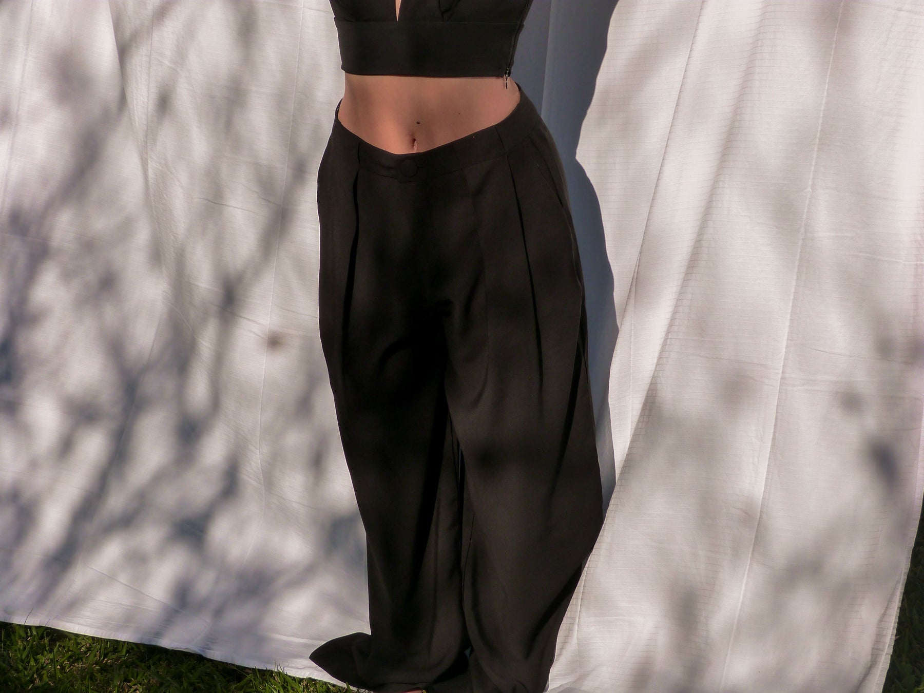 Essential Pants Black